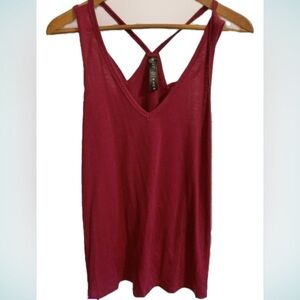 Yogalicious sleeveless athletic top. Burgundy. Generous fit. Size XL